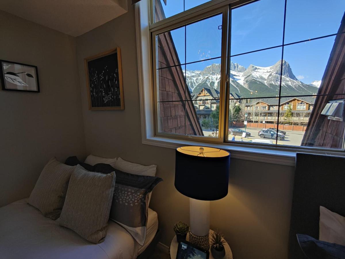 The Lambeth By Samsara Resort Private Entry Panorama Top View 2Br And 2Bth Canmore Exteriör bild