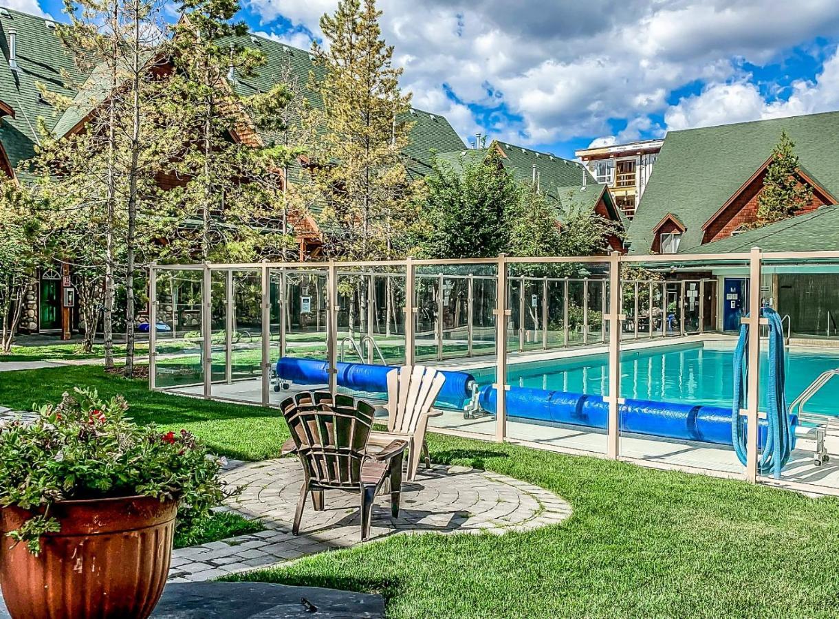 The Lambeth By Samsara Resort Private Entry Panorama Top View 2Br And 2Bth Canmore Exteriör bild